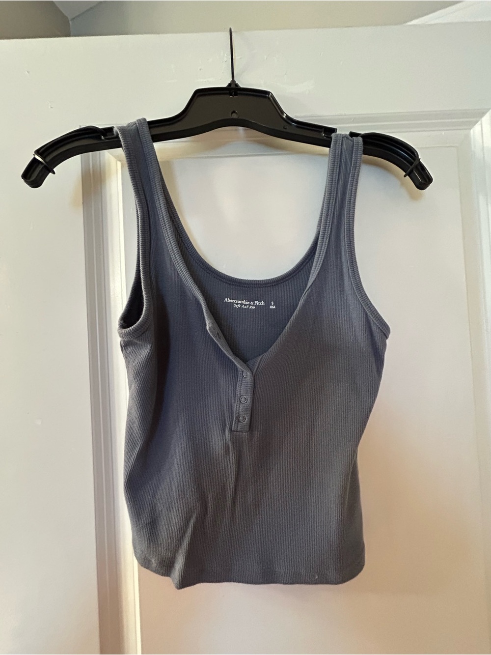 Abercrombie & Fitch Ribbed Henley Tank